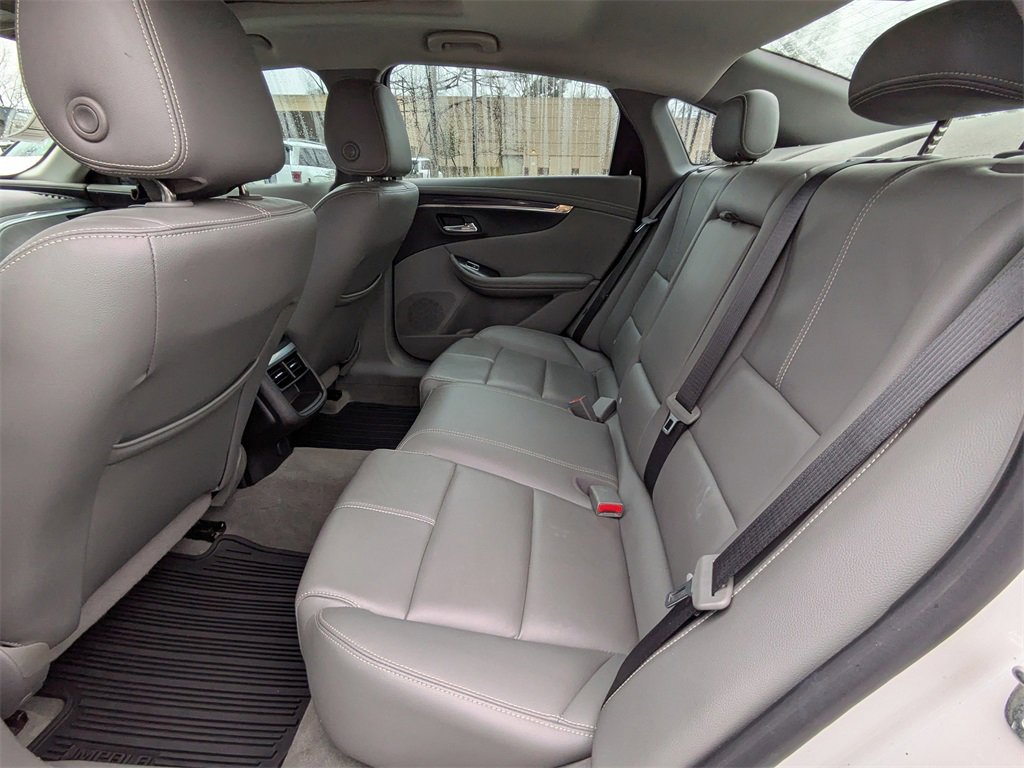 Used 2017 Chevrolet Impala LT w/ Leather Package image 12