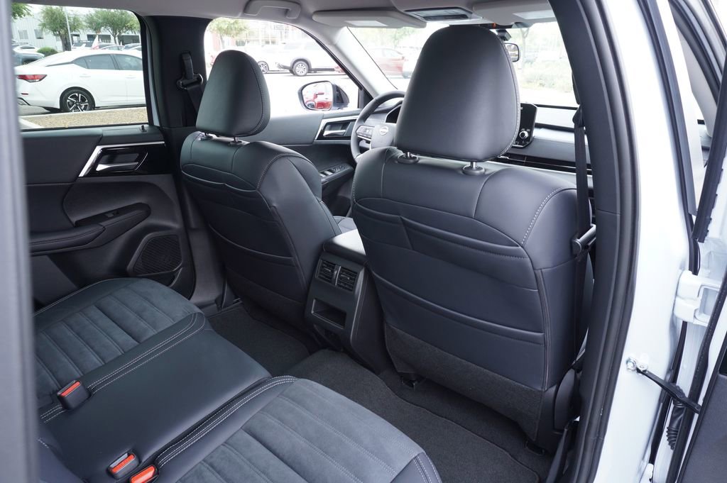 New 2026 Nissan Rogue SL image 11