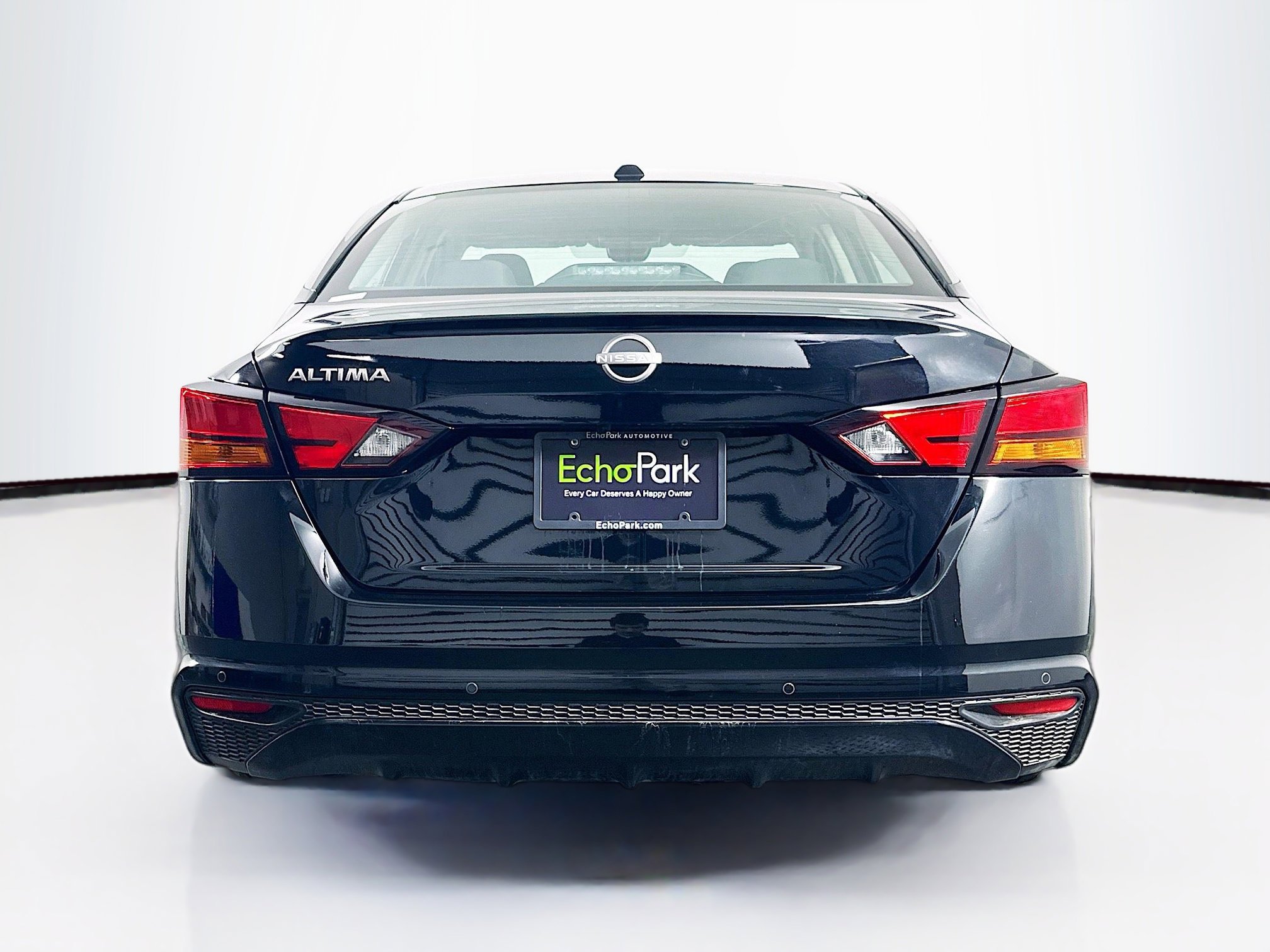 Used 2025 Nissan Altima 2.5 SV image 7