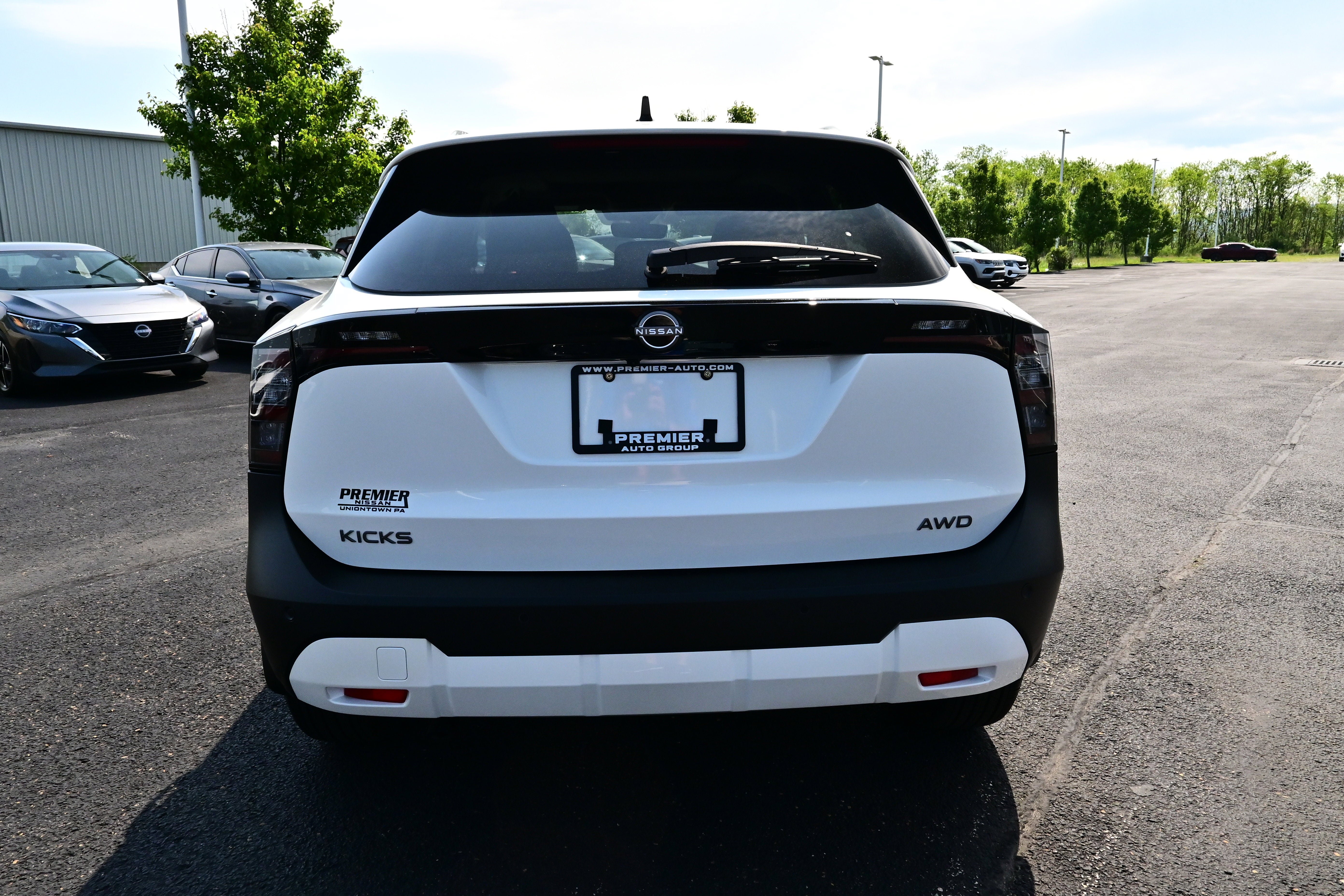 New 2026 Nissan Kicks SV w/ SV Premium Package AWD/4WD image 7