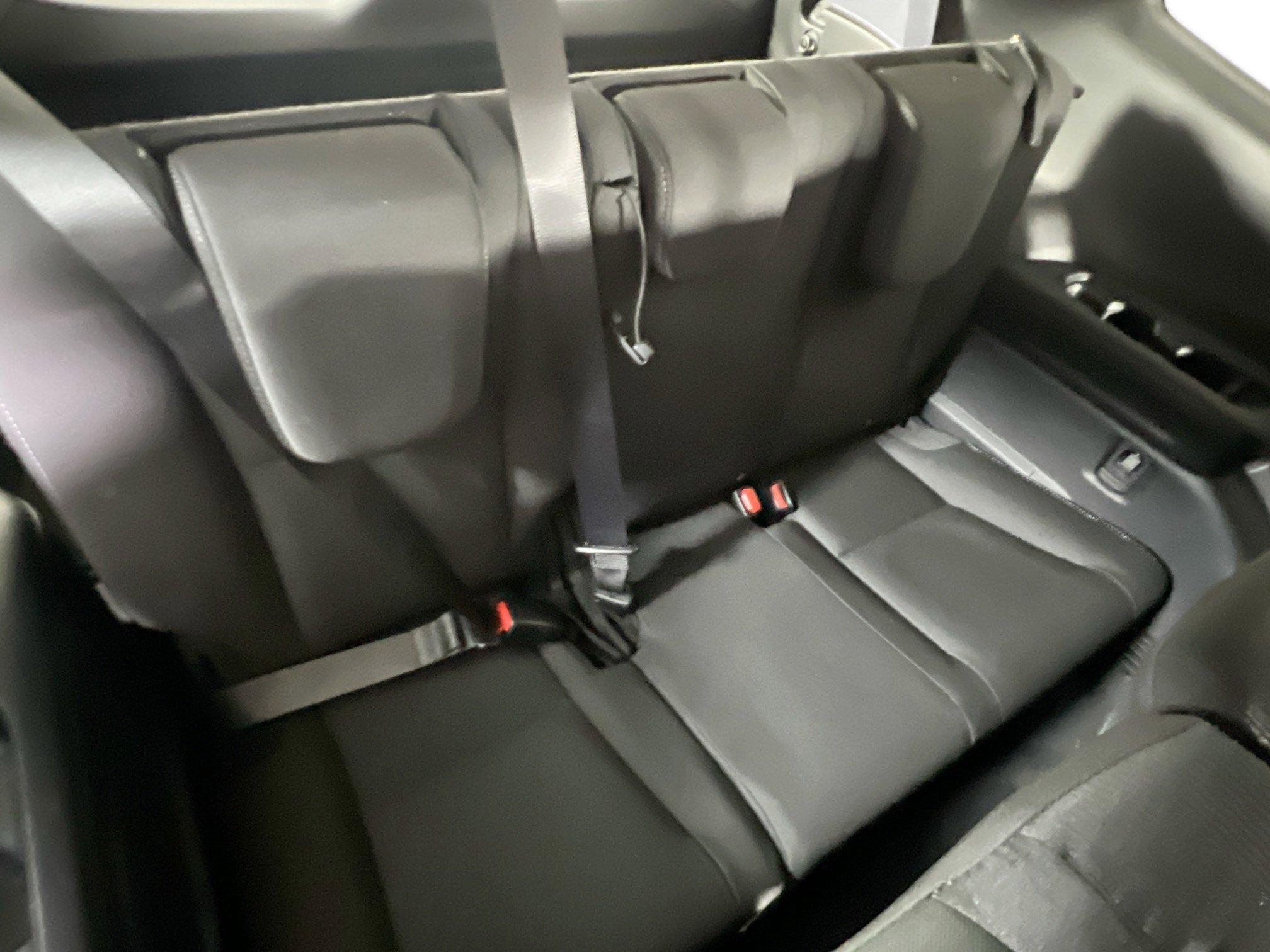 Used 2022 Subaru Ascent Premium w/ Convenience Package image 25