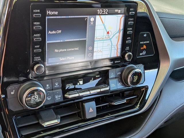 Used 2020 Toyota Highlander XLE image 6