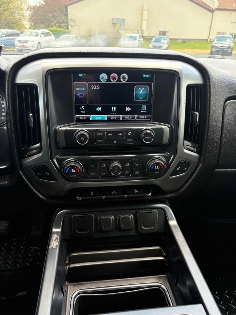 Used 2015 Chevrolet Silverado 2500 LT w/ LT Convenience Package AWD/4WD image 16