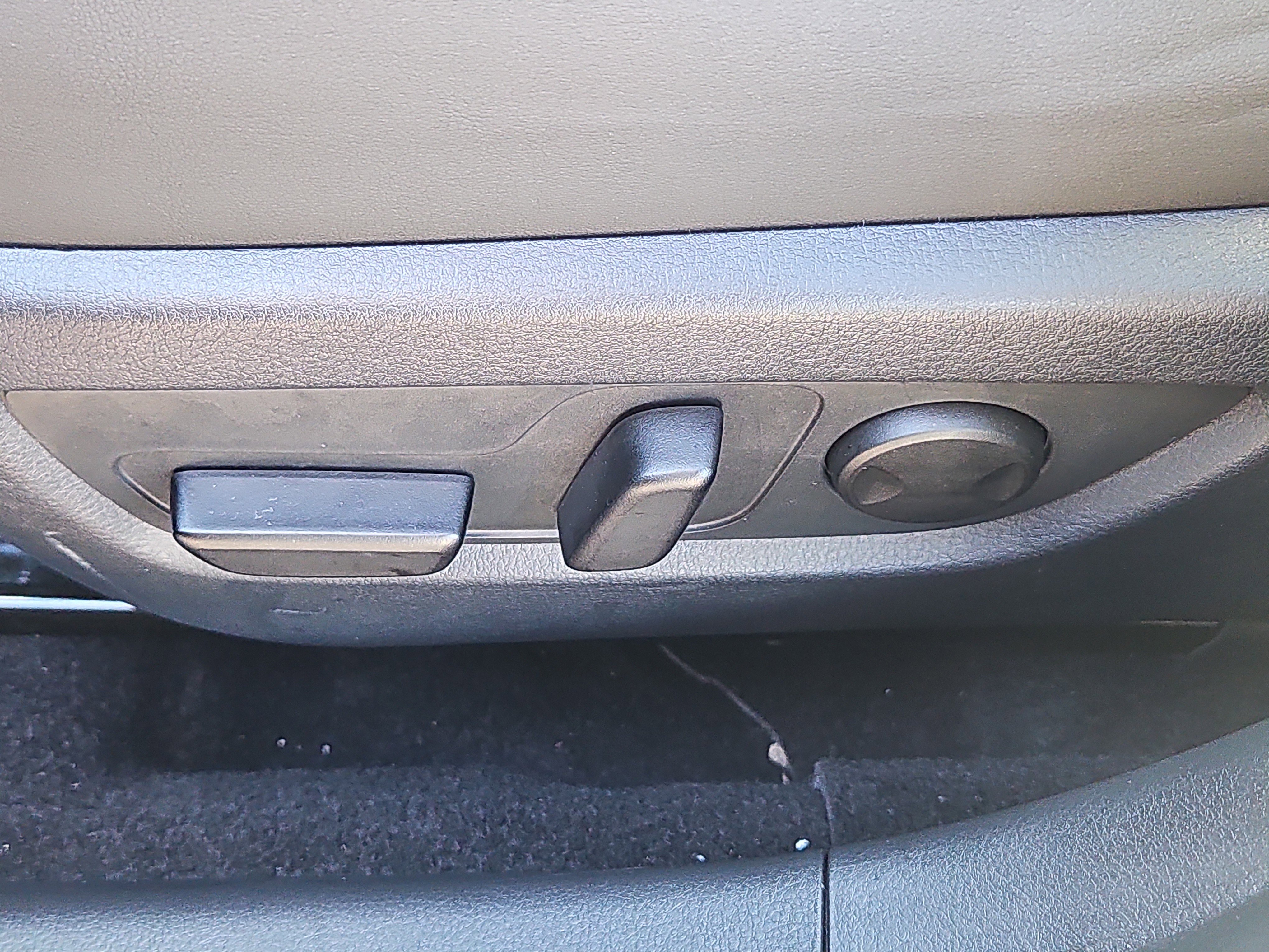 Certified 2025 MAZDA CX-30 AWD 2.5 S w/ Premium Package image 15