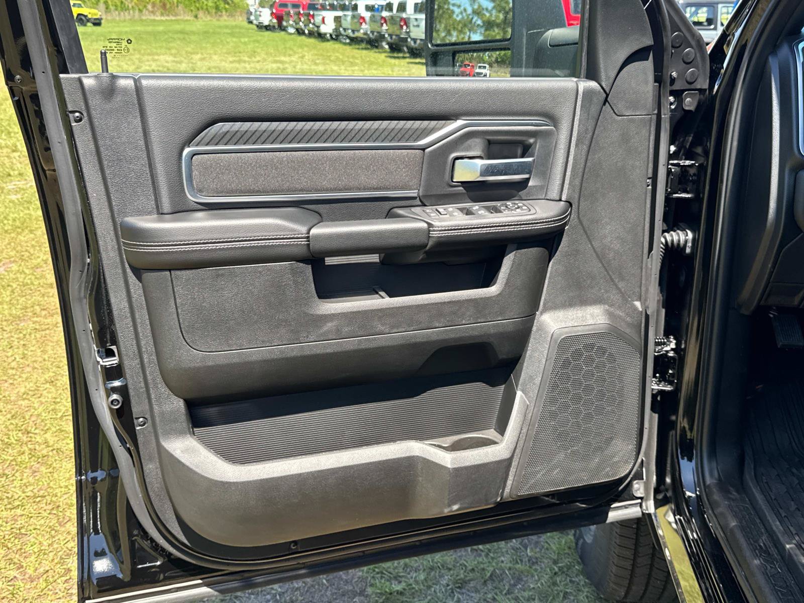 New 2026 RAM 2500 Big Horn AWD/4WD image 17