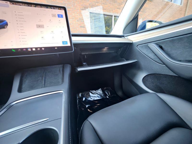 Used 2023 Tesla Model Y Long Range AWD/4WD image 58