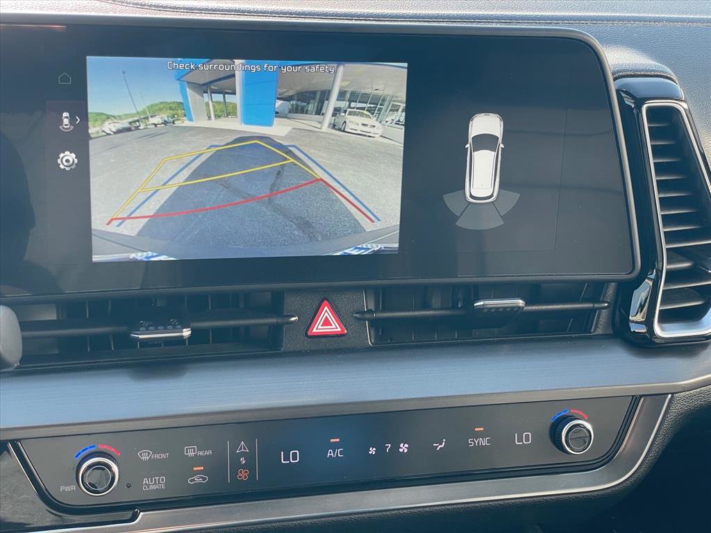 Used 2023 Kia Sportage EX image 16