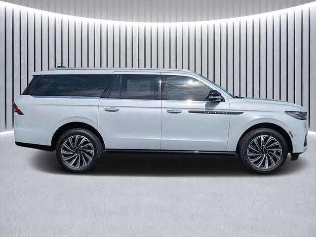 New 2026 Lincoln Navigator L Black Label image 2
