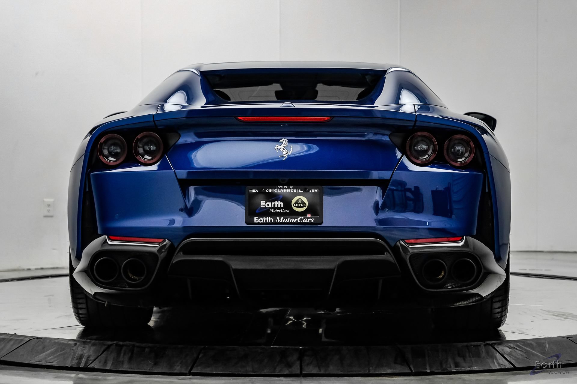 Used 2022 Ferrari 812 GTS RWD image 16