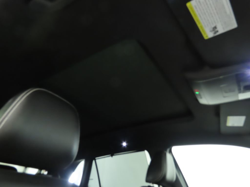 Used 2023 Volkswagen Atlas Cross Sport SEL Premium R-Line image 18