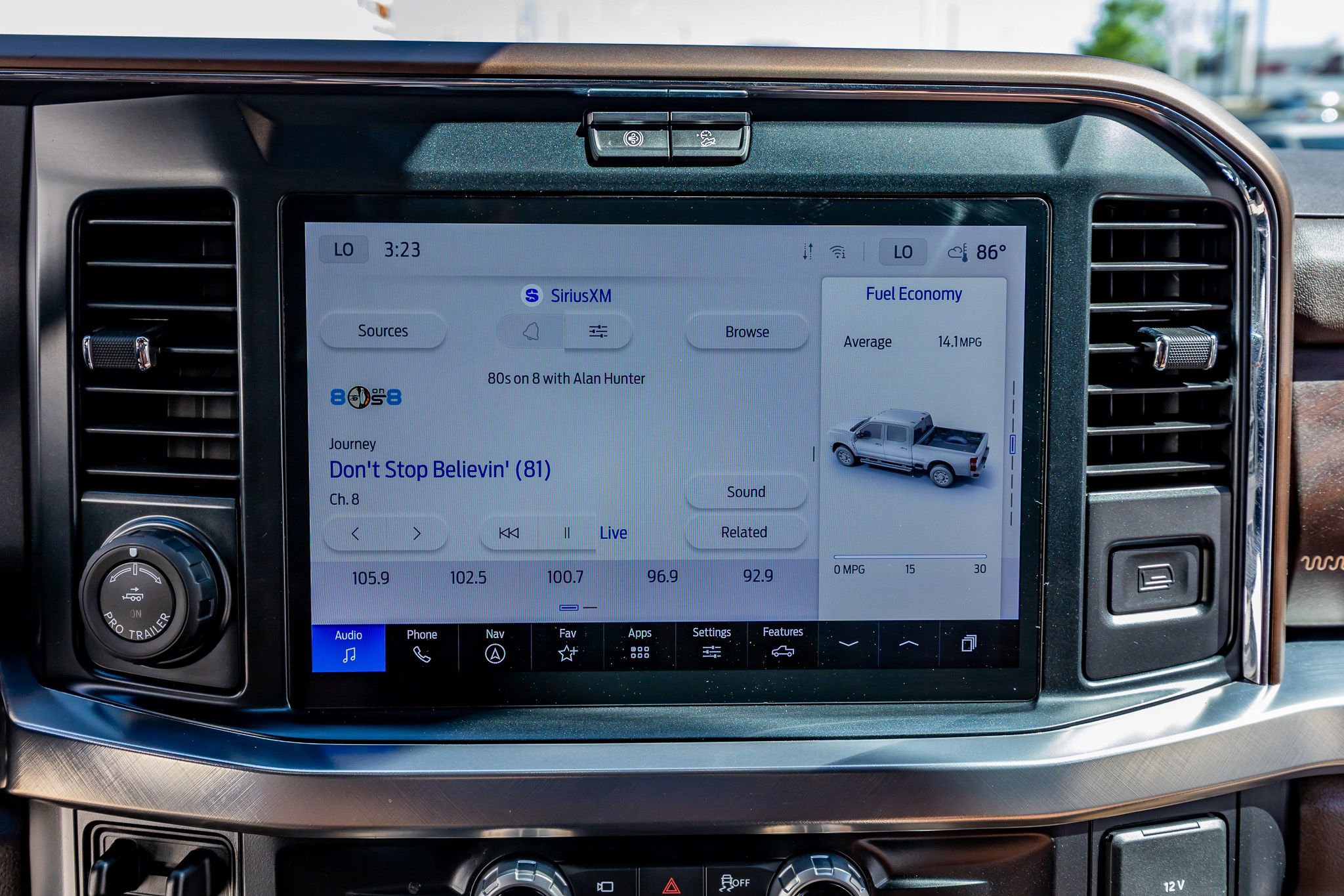 Used 2026 Ford F250 King Ranch w/ Tremor Off-Road Package image 25