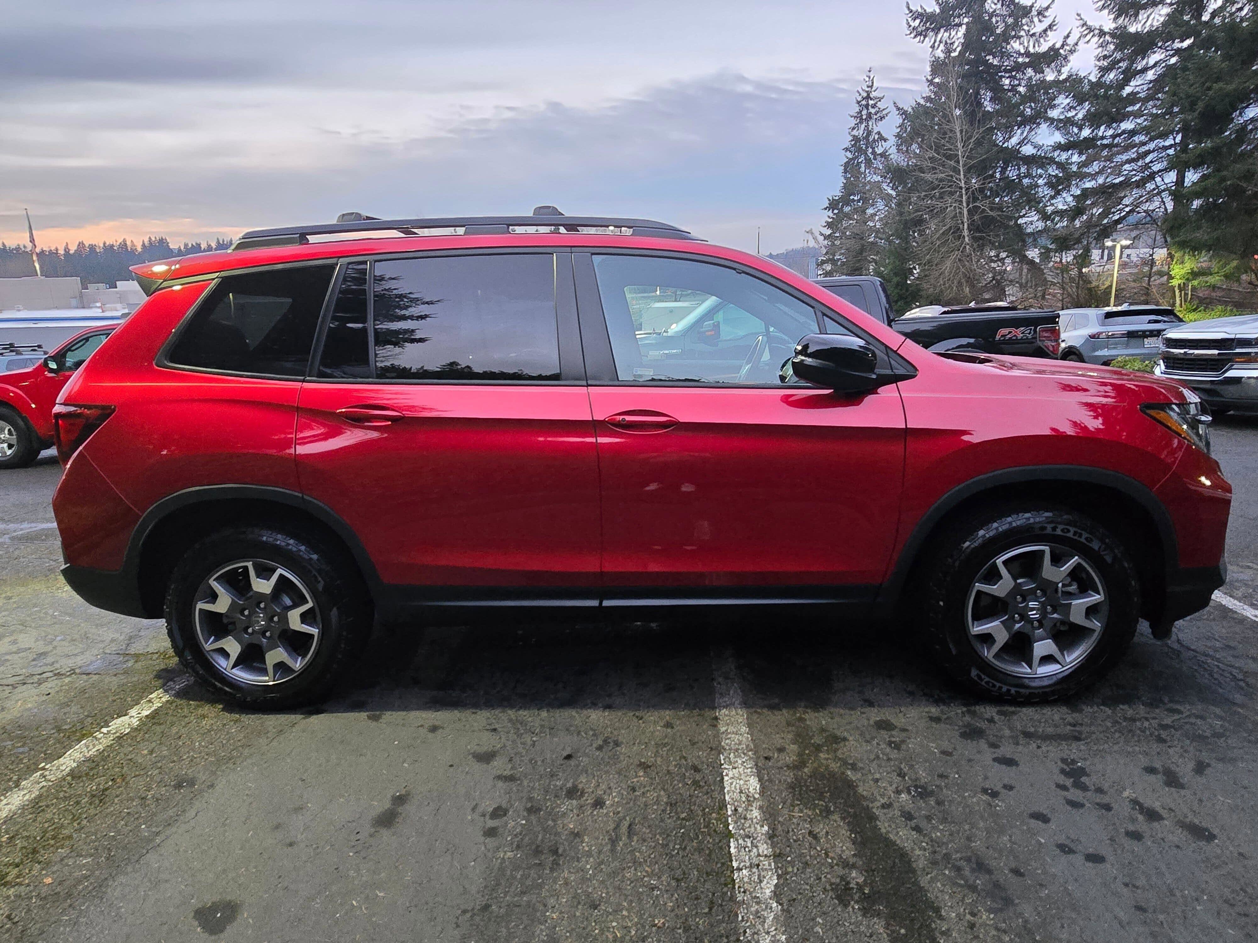 Certified 2022 Honda Passport TrailSport image 2