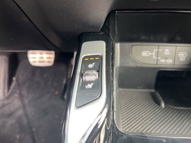 Certified 2025 Kia Sorento SX Prestige w/ Olive Brown Leather Package image 26