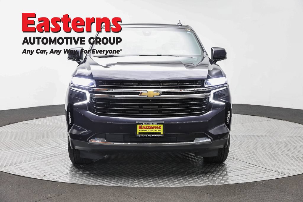 Used 2022 Chevrolet Tahoe LT w/ Luxury Package AWD/4WD image 2