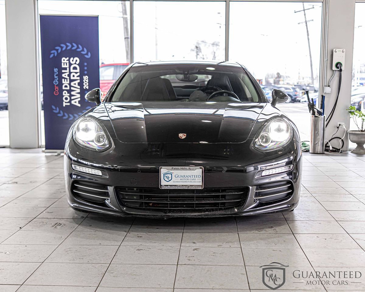 Used 2015 Porsche Panamera 4 image 2