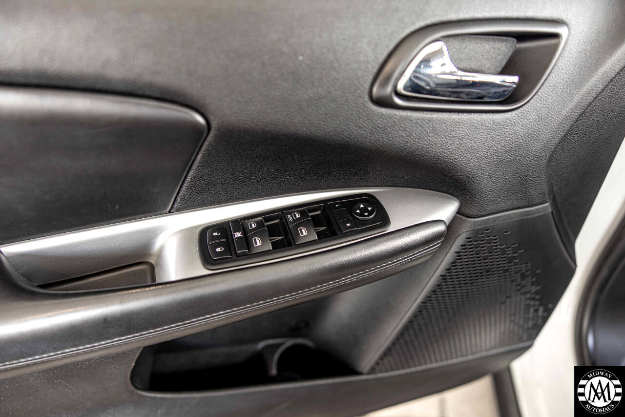 Used 2012 Dodge Journey SXT w/ Sound Group image 30