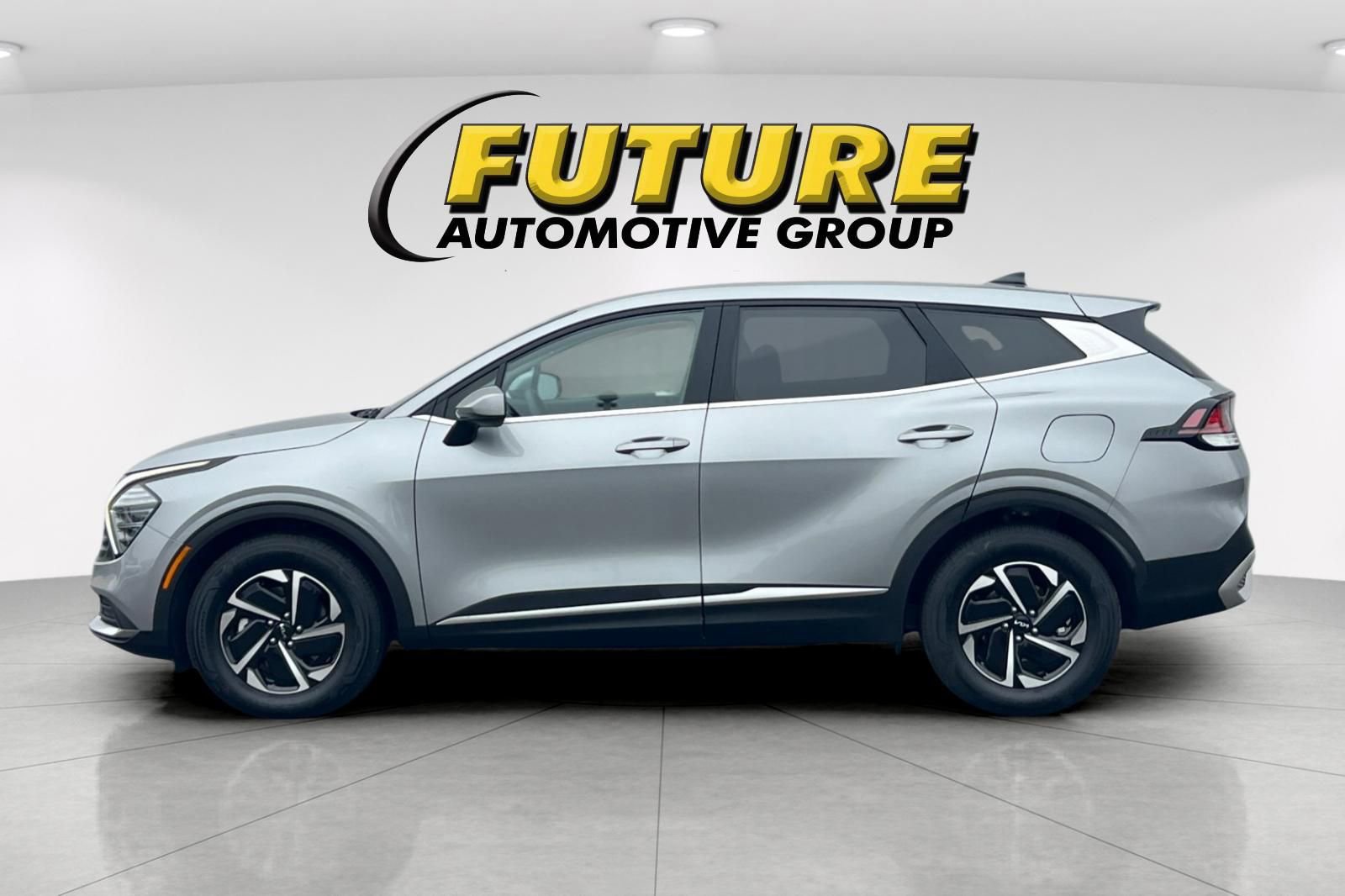 Certified 2025 Kia Sportage LX image 7