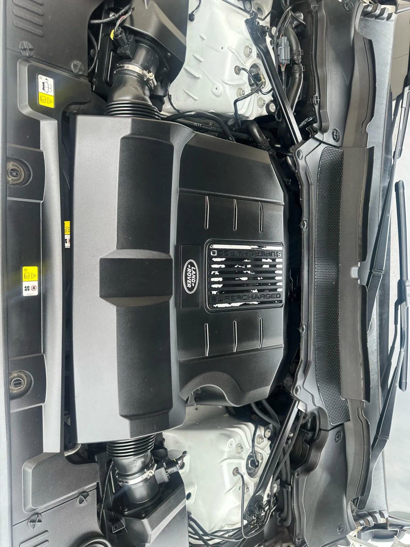 Used 2017 Land Rover Range Rover HSE image 34