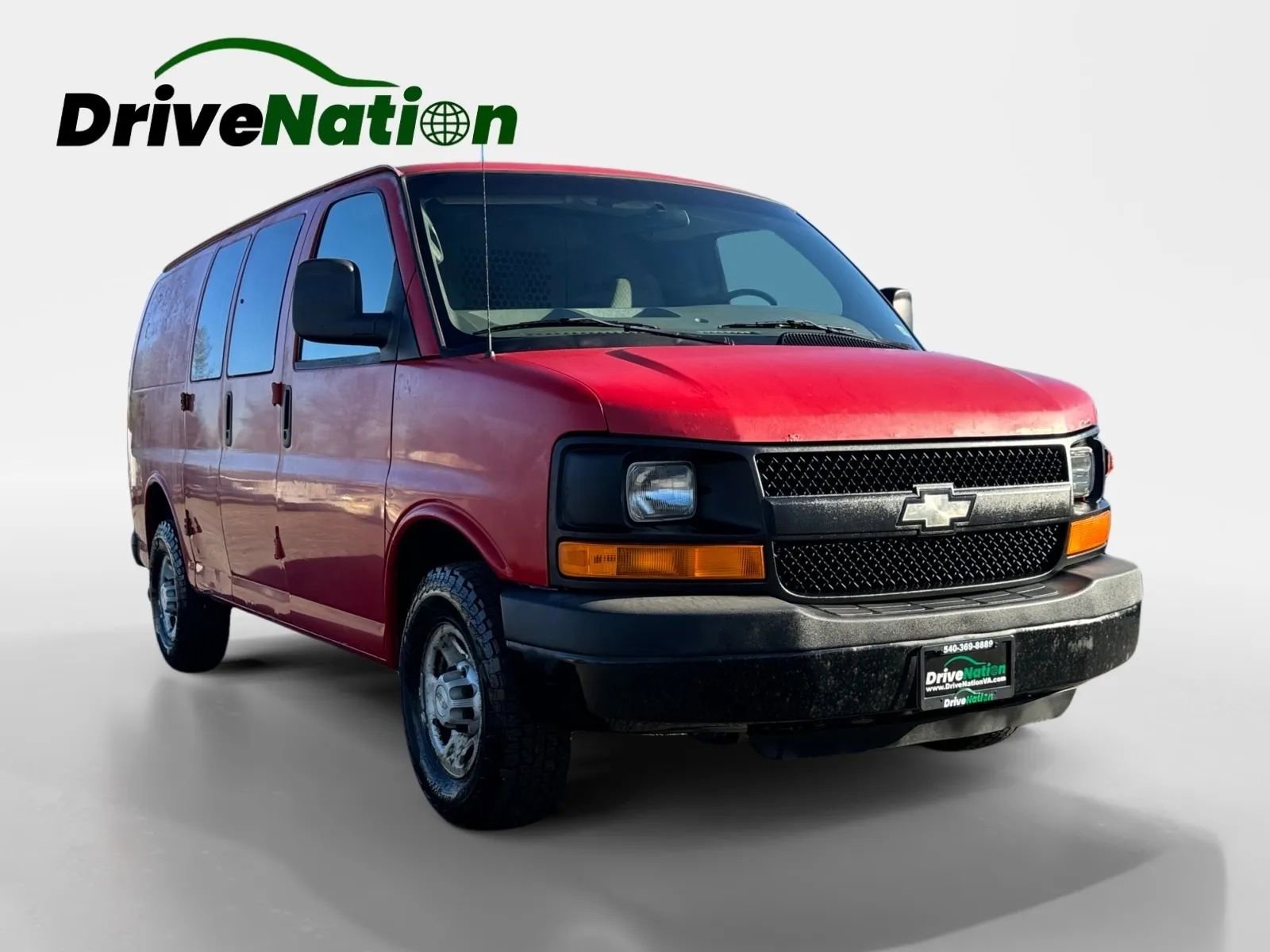 Used 2009 Chevrolet Express 2500 w/ Power Package image 3