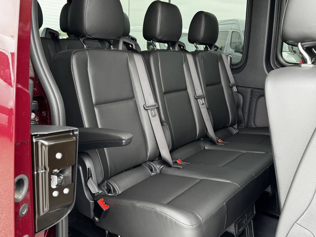 New 2025 Mercedes-Benz Sprinter 2500 image 17