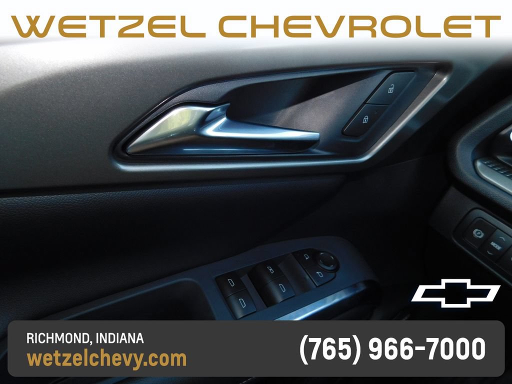 New 2027 Chevrolet Traverse LT w/ Enhanced Driving Package FWD image 34