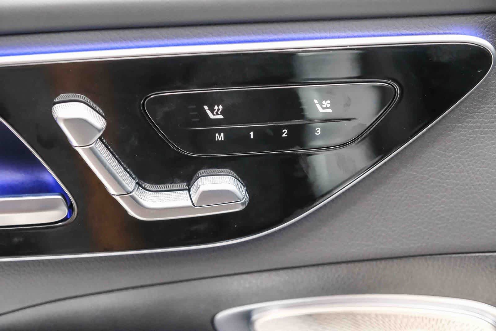 Certified 2025 Mercedes-Benz C 300 Sedan image 27