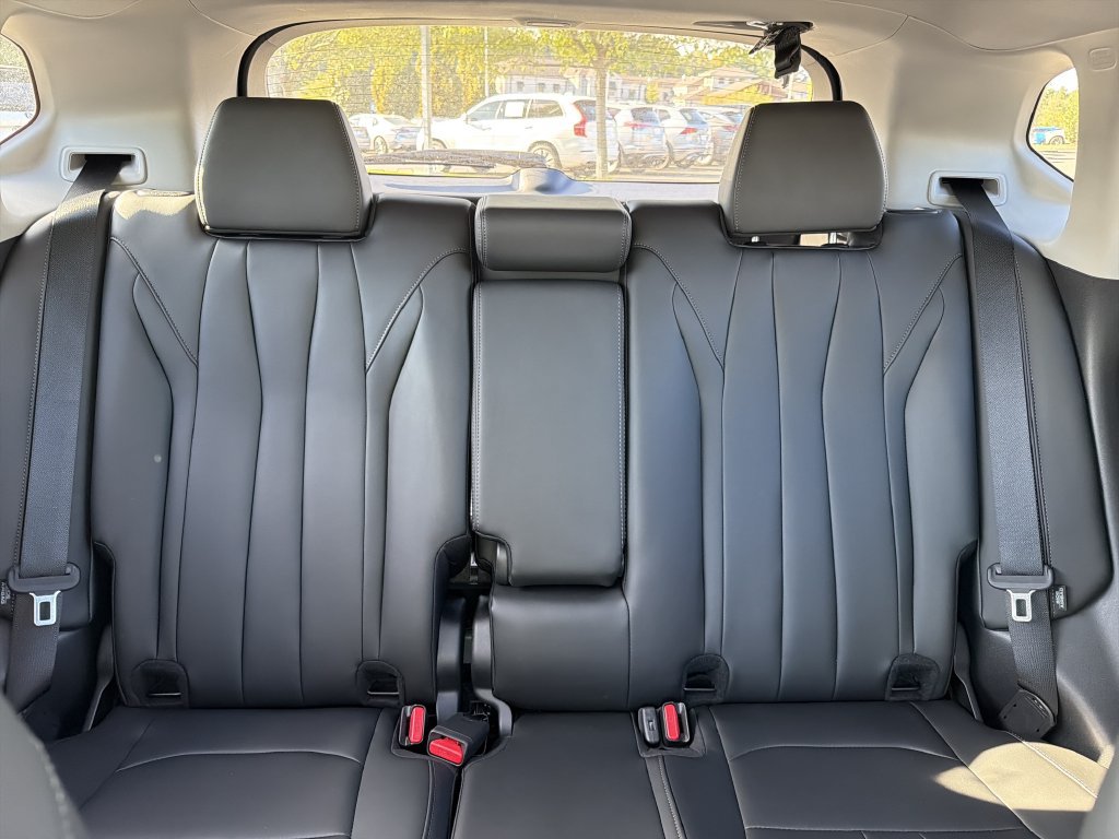 Certified 2025 Acura ADX FWD image 29