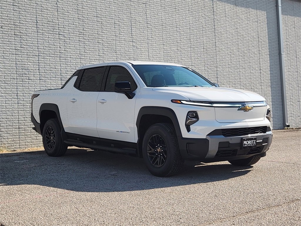 New 2026 Chevrolet Silverado EV LT image 2