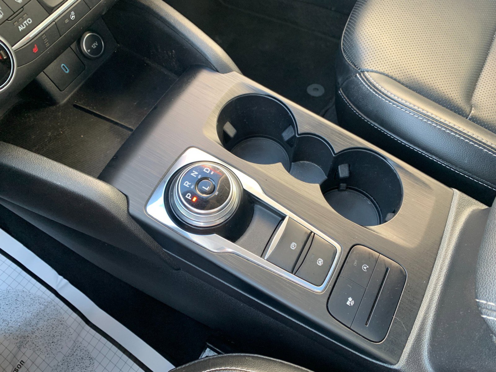 Used 2020 Ford Escape SEL image 19