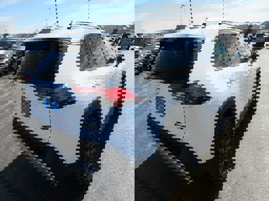 Used 2024 Toyota RAV4 Adventure image 5