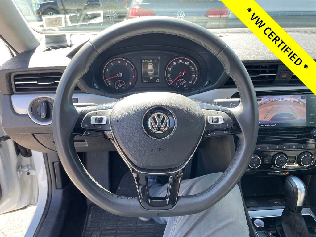 Used 2022 Volkswagen Passat 2.0T SE FWD image 22