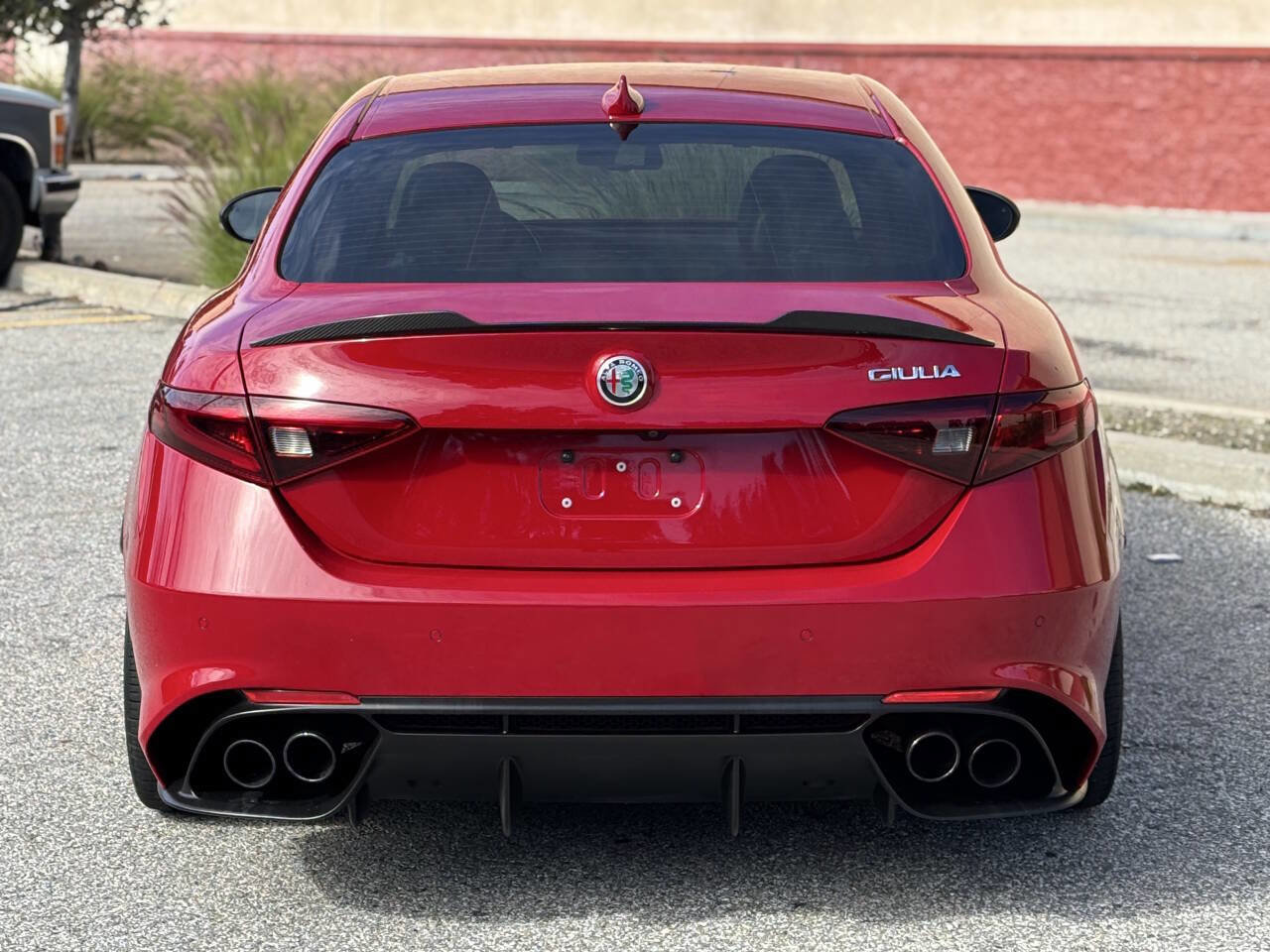 Used 2018 Alfa Romeo Giulia Quadrifoglio w/ Driver Assist Dynamic Package image 6
