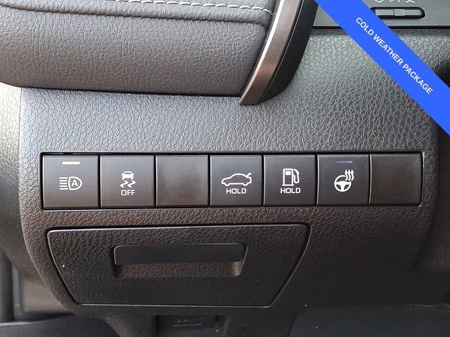 Used 2024 Toyota Camry SE w/ Cold Weather Package FWD image 23
