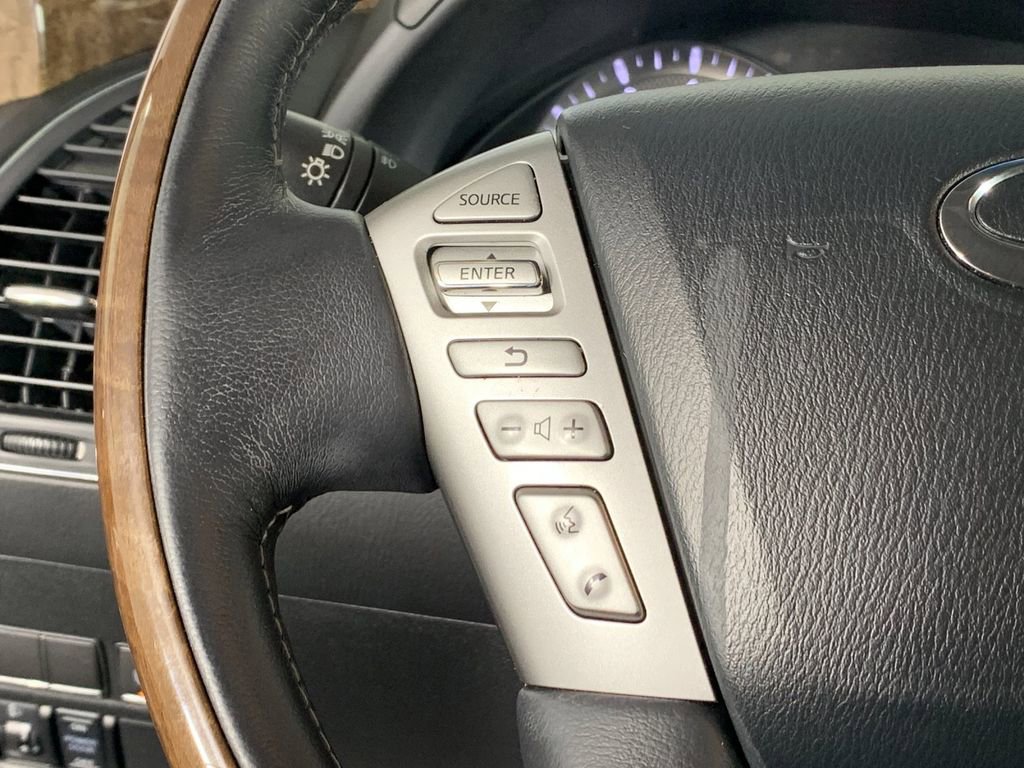 Used 2017 INFINITI QX80 4WD w/ Driver Assistance Package image 19