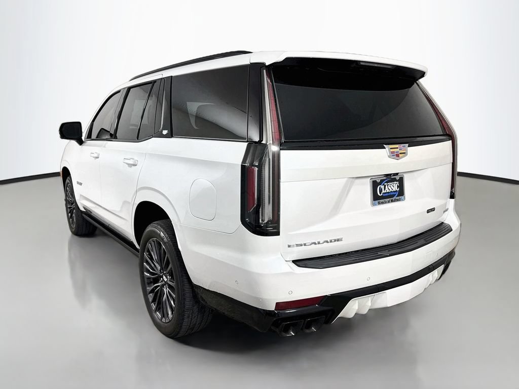 Used 2023 Cadillac Escalade V w/ Heavy-Duty Trailer Package AWD/4WD image 5