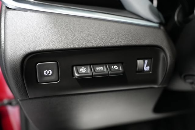 Used 2024 Buick Enclave Premium AWD/4WD image 15
