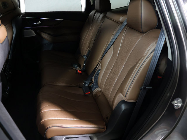 Certified 2026 Acura MDX w/ Advance Package AWD/4WD image 14