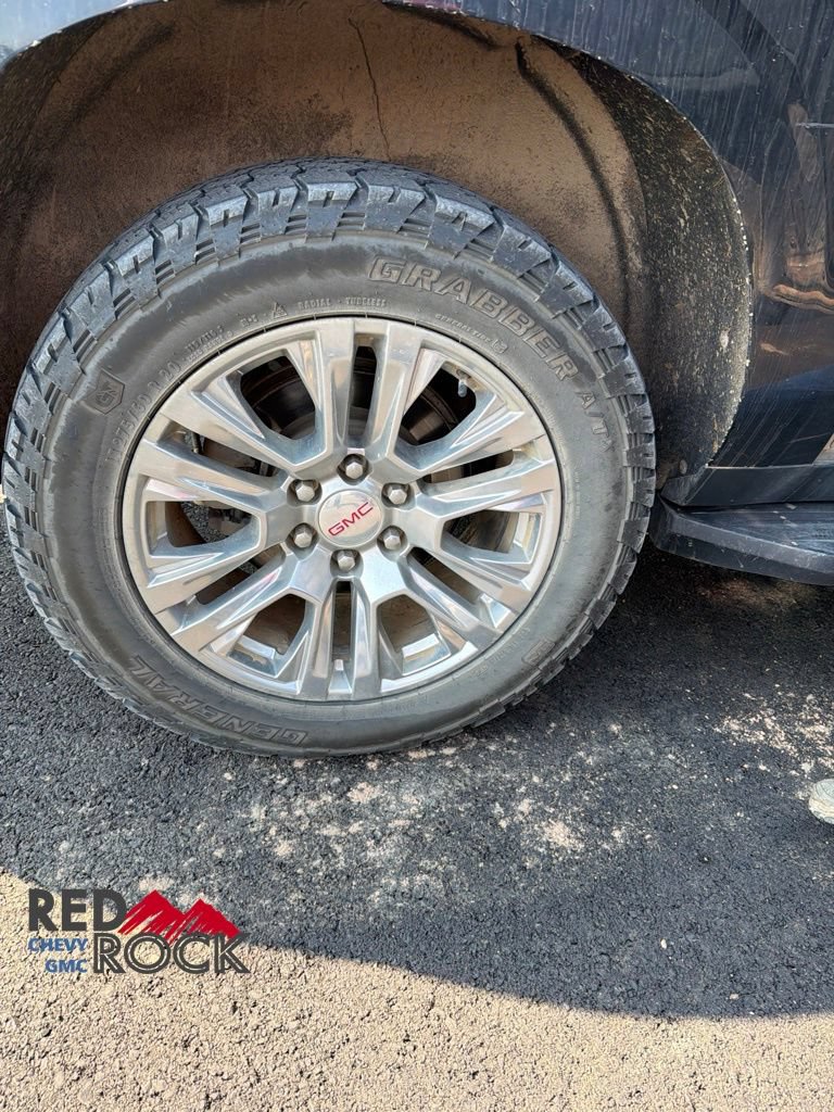 Used 2021 GMC Yukon XL Denali AWD/4WD image 8