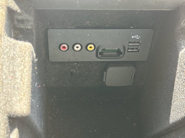 Used 2013 Lincoln MKZ FWD image 36