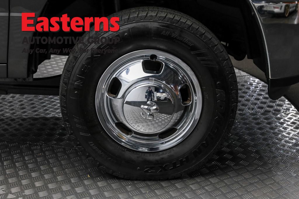 Used 2018 RAM 3500 Tradesman w/ Chrome Appearance Group image 29