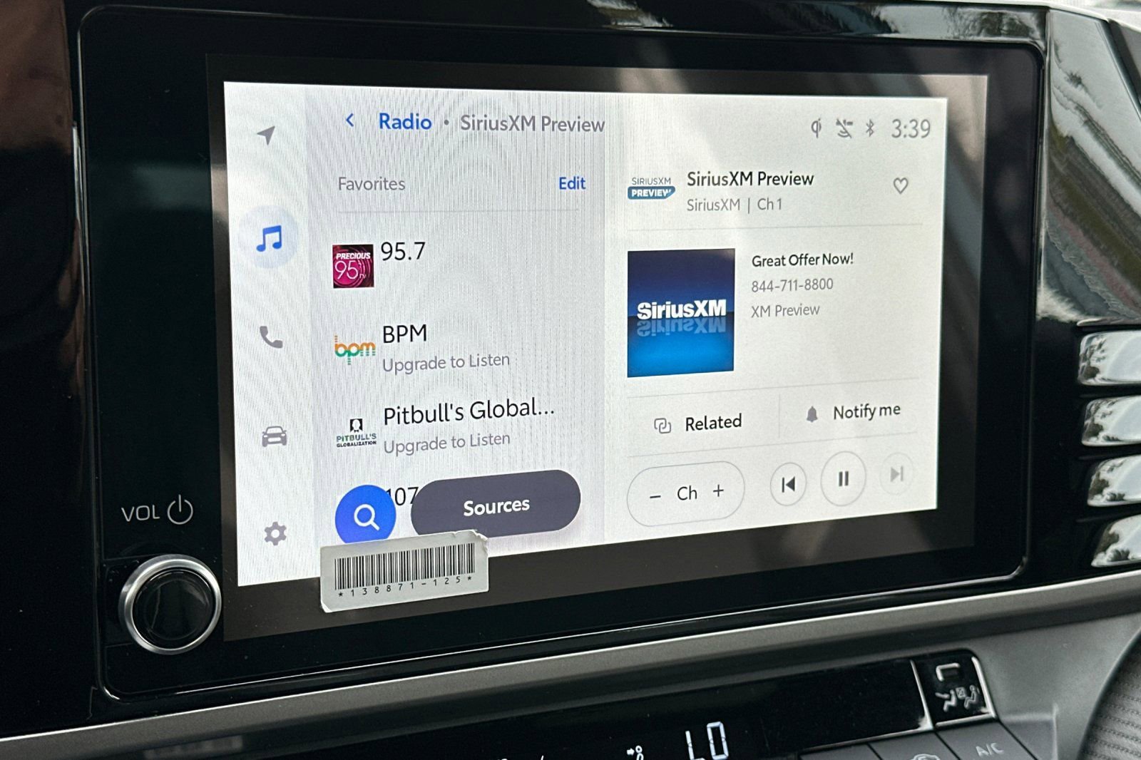 Used 2026 Toyota Camry SE image 18