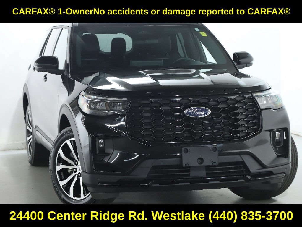 Used 2025 Ford Explorer ST-Line AWD/4WD image 2