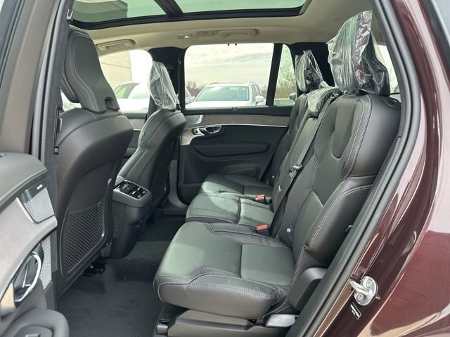 New 2026 Volvo XC90 B6 Ultra w/ Lounge Package image 11