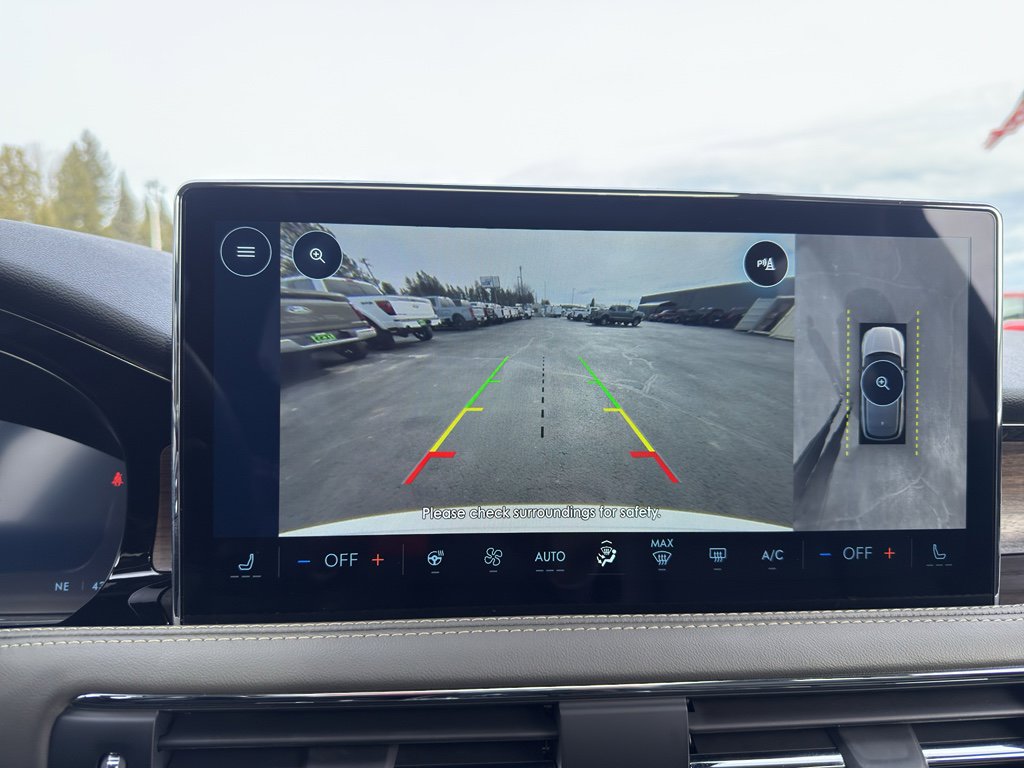 Used 2025 Lincoln Corsair Reserve w/ Equipment Group 202A image 19