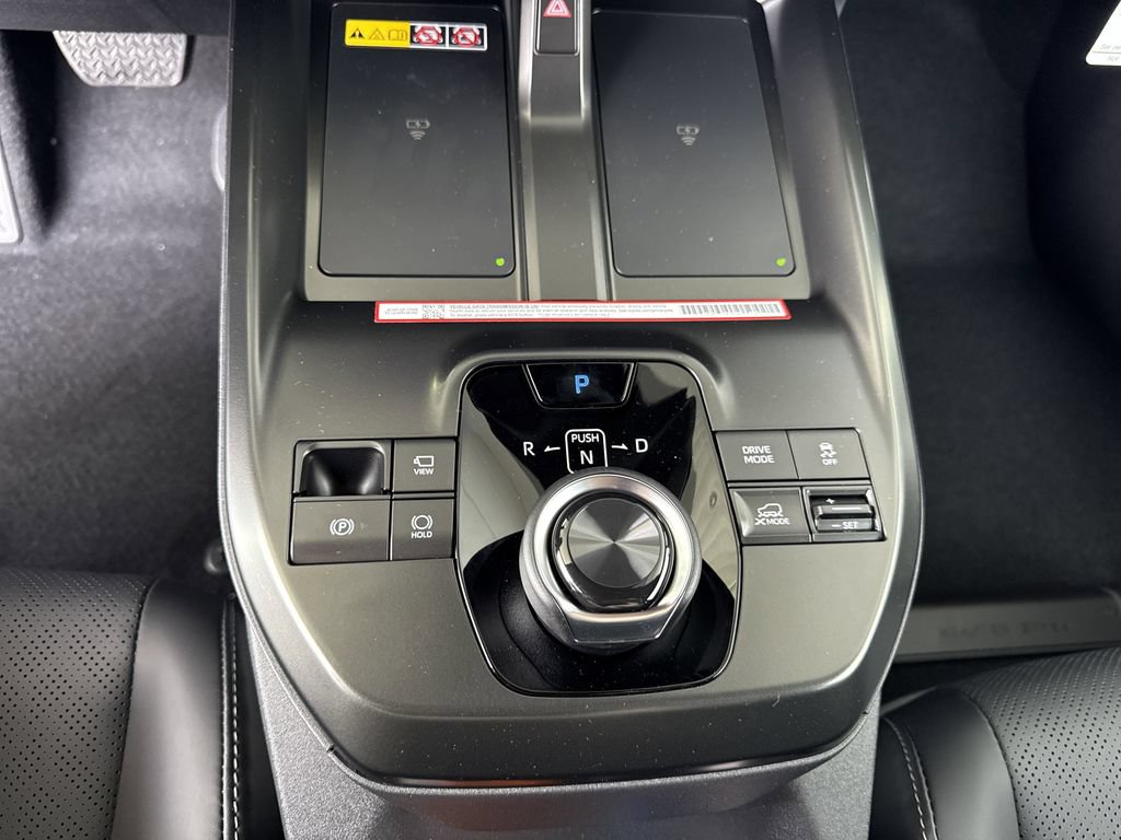New 2026 Subaru Solterra w/ Limited Package AWD/4WD image 27