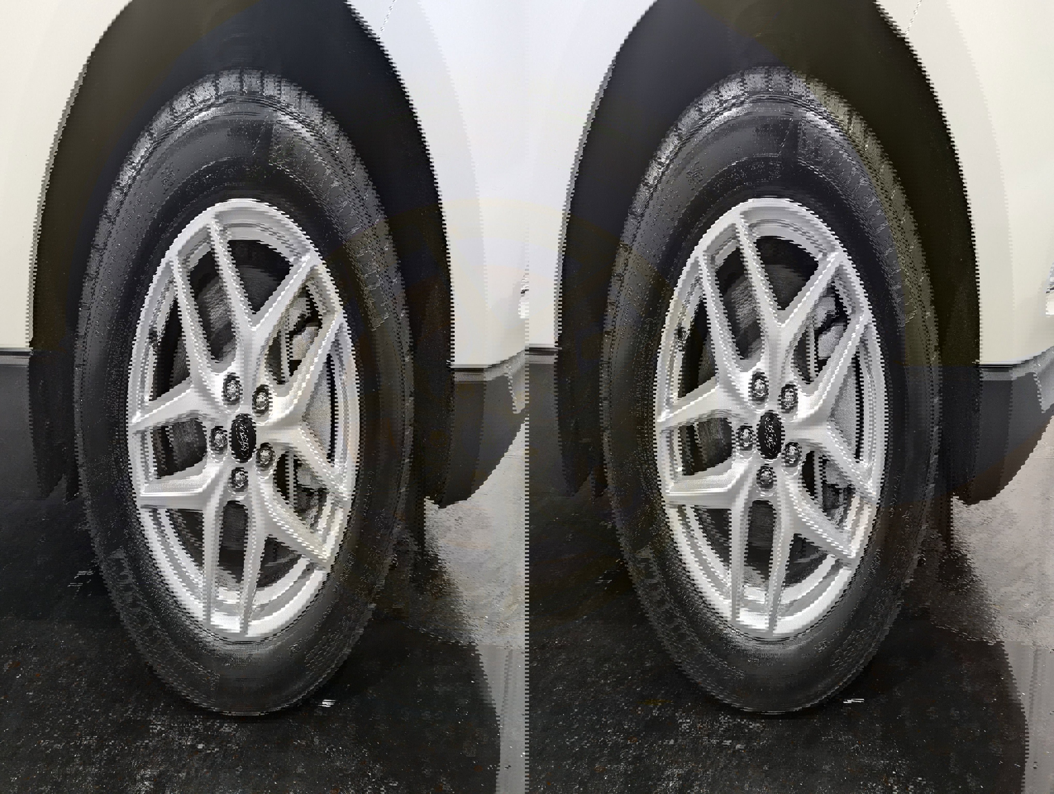 Used 2024 Ford Edge SEL w/ Convenience Package image 6