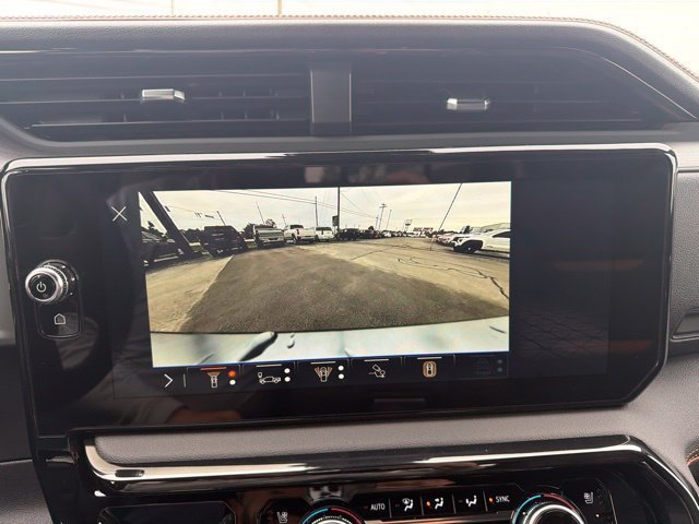 New 2026 GMC Sierra 1500 AT4 w/ AT4 Premium Package AWD/4WD image 32