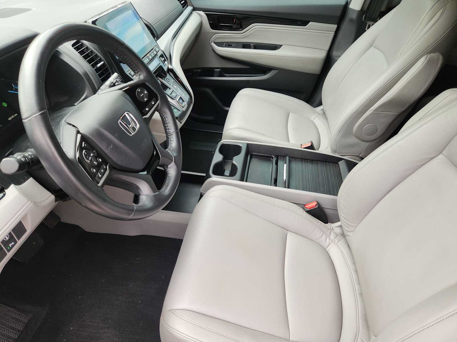 Certified 2024 Honda Odyssey Touring image 13