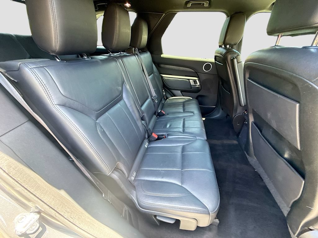 Used 2019 Land Rover Discovery HSE AWD/4WD image 31
