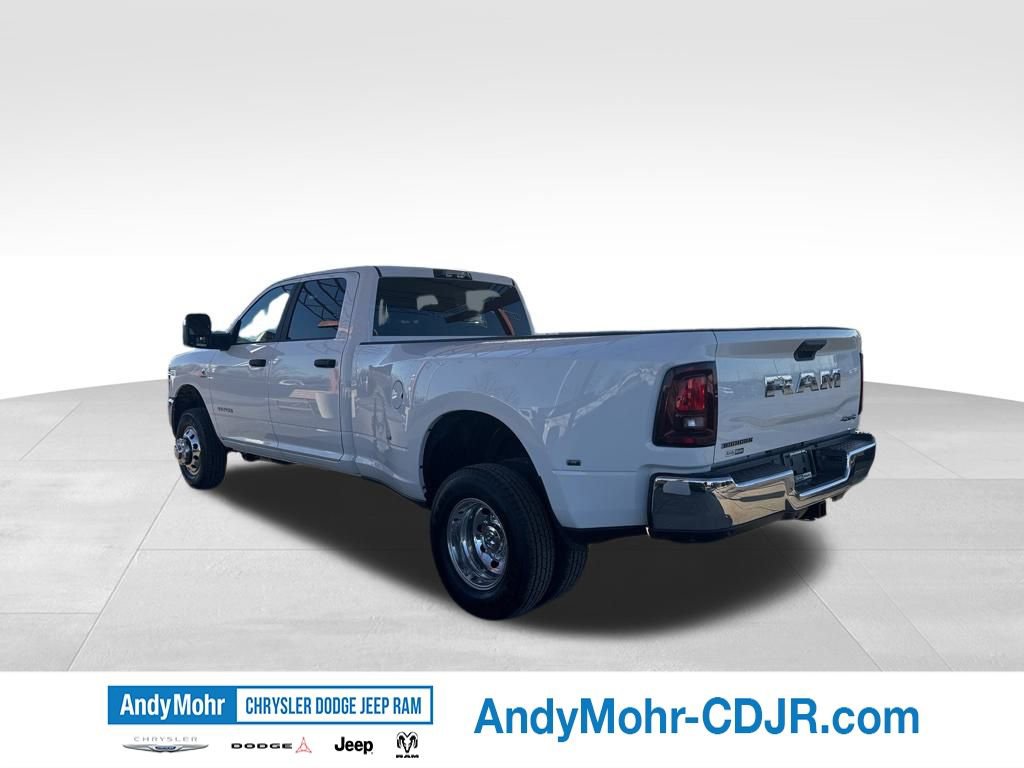 New 2026 RAM 3500 Big Horn AWD/4WD image 5